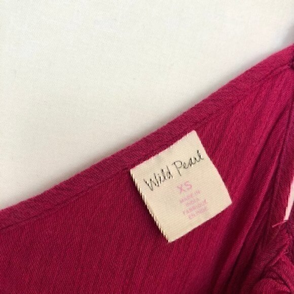 NEW NWT WILD PEARL Ruffle Dress Magenta Pink Cold Shoulder Cutout Mini Shift XS - Picture 6 of 8